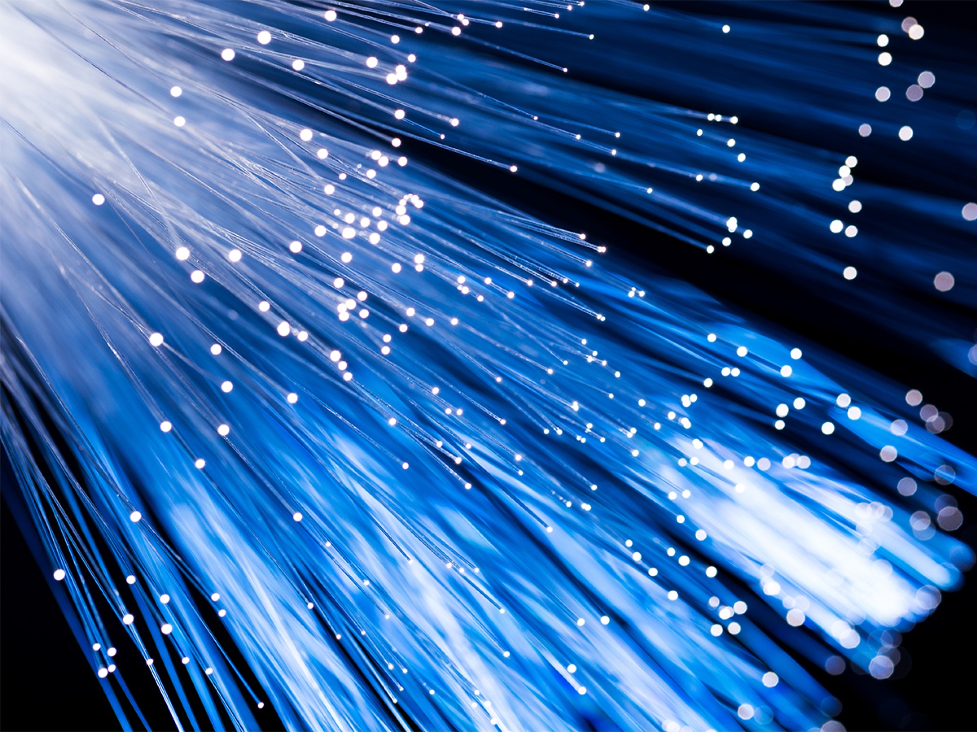 2025 Trends in Fiber Optic Technology: How AI and Sustainability Are Shaping Connectivity